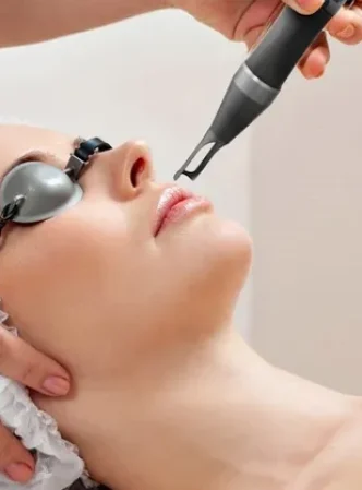 laser-facial-treatment-in-scottsdale-c46b4358-640w (1)